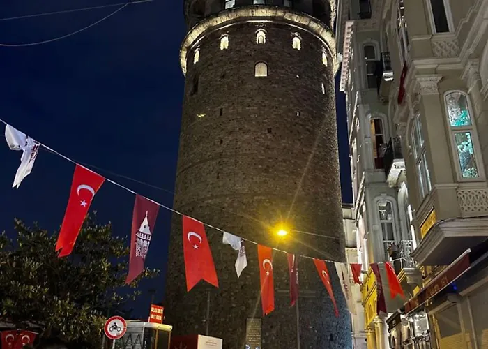 Galata & 3*