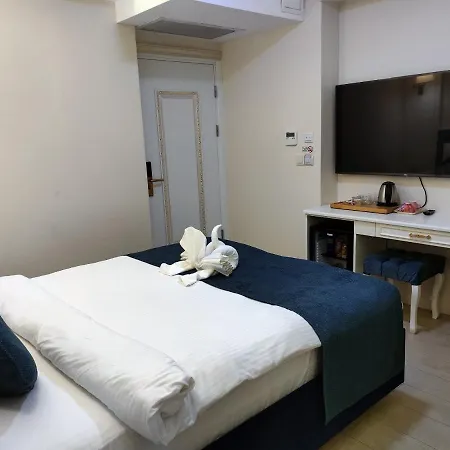 Отель Galata & 3*