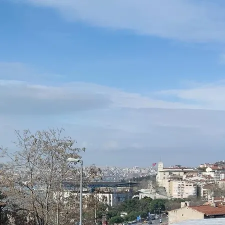 Отель Galata & 3*