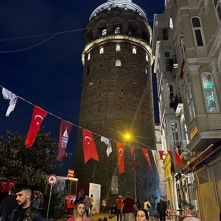 Galata & 3*